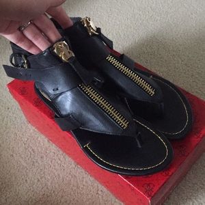 Guess sandals